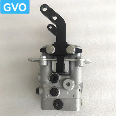 702-16-04250 7021604250 Peças de escavadeira Pedal de válvula de pé para PC120-6 PC200-6 PC210 PC240-8 PC360-6 PC360-7 PC360-8